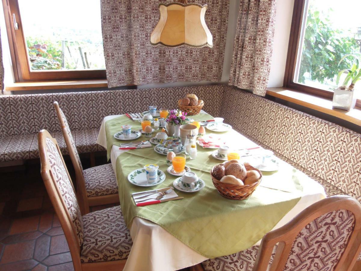 Garni Runggner Traubenhof Hotel Termeno Eksteriør billede