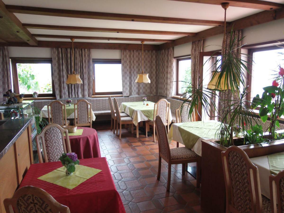 Garni Runggner Traubenhof Hotel Termeno Eksteriør billede