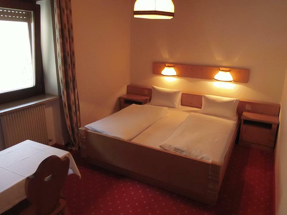 Garni Runggner Traubenhof Hotel Termeno Eksteriør billede